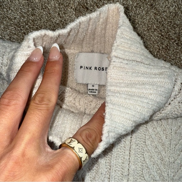 🖤Pink Rose Cable Knit Sleeveless Sweater - Cream - Picture 4 of 4